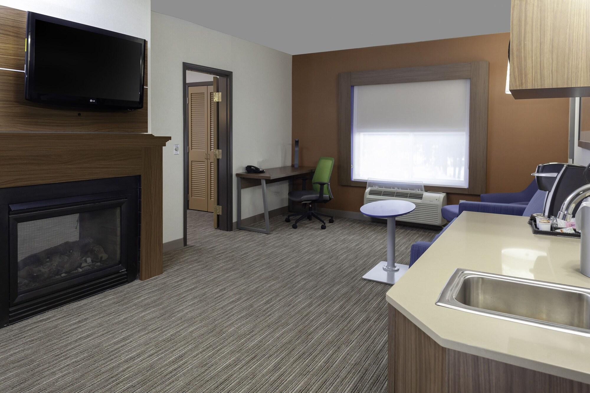 Holiday Inn Express Hotel & Suites Coeur D'Alene I-90 Exit 11 By Ihg Exterior photo