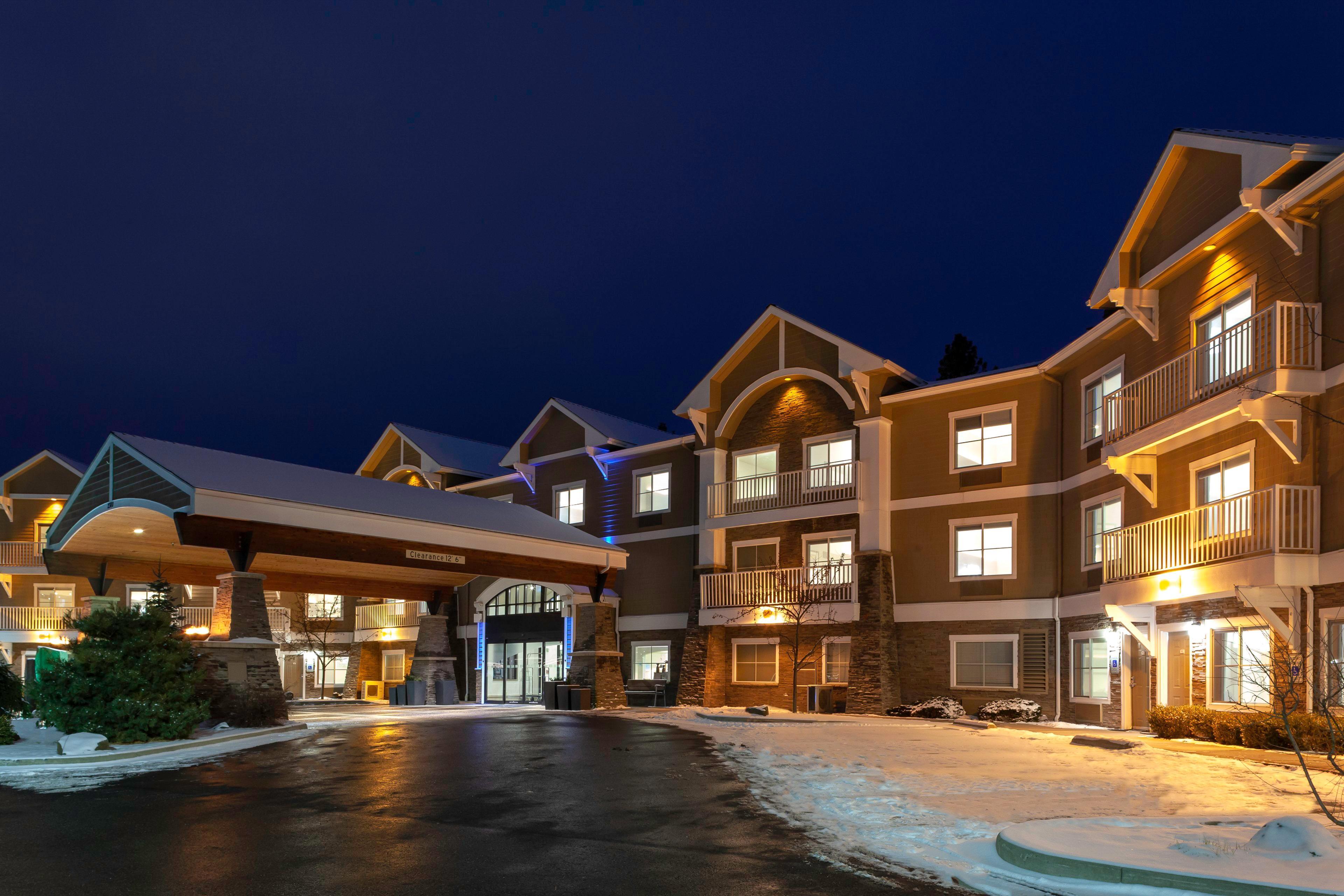 Holiday Inn Express Hotel & Suites Coeur D'Alene I-90 Exit 11 By Ihg Exterior photo