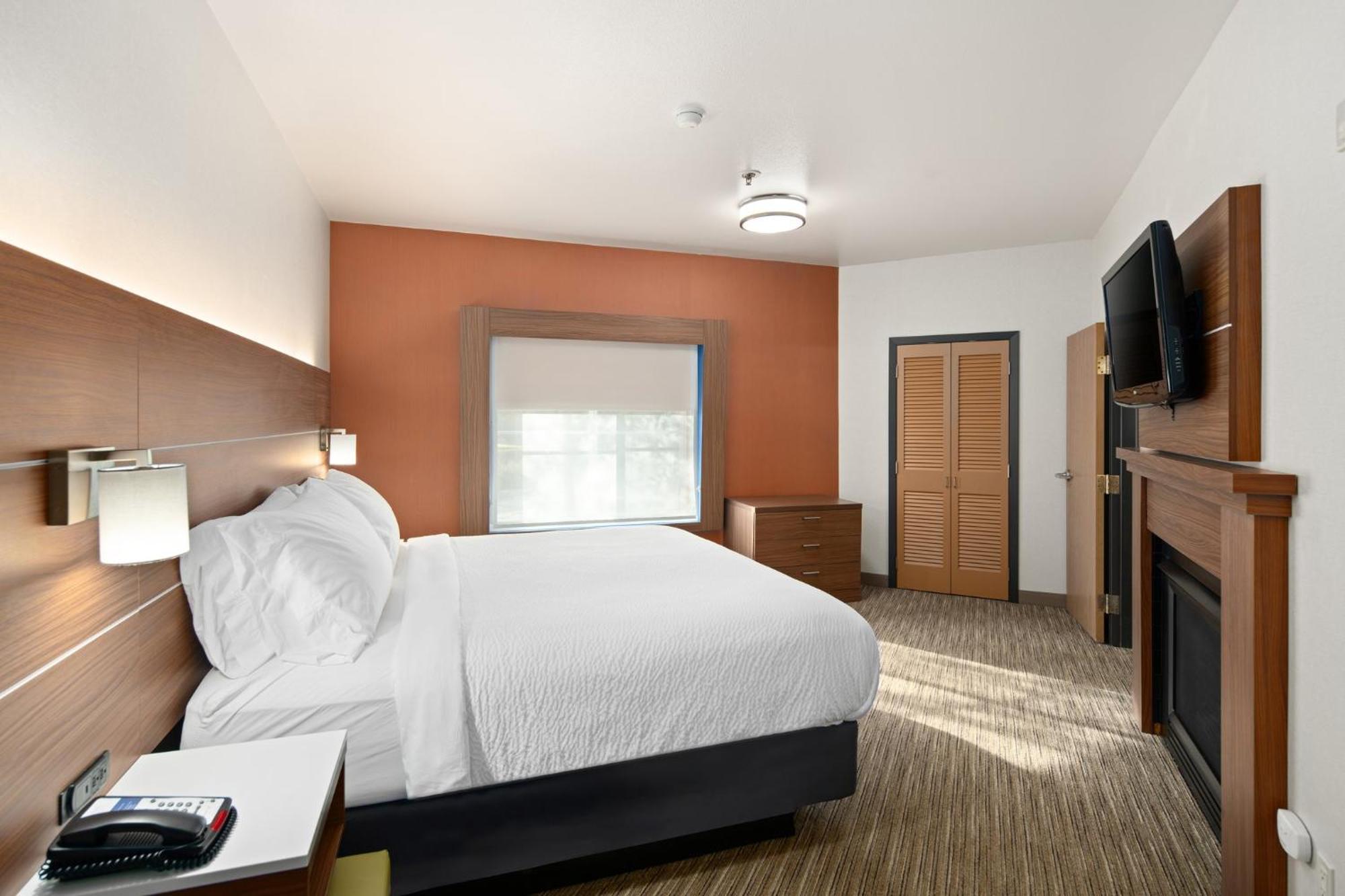 Holiday Inn Express Hotel & Suites Coeur D'Alene I-90 Exit 11 By Ihg Exterior photo