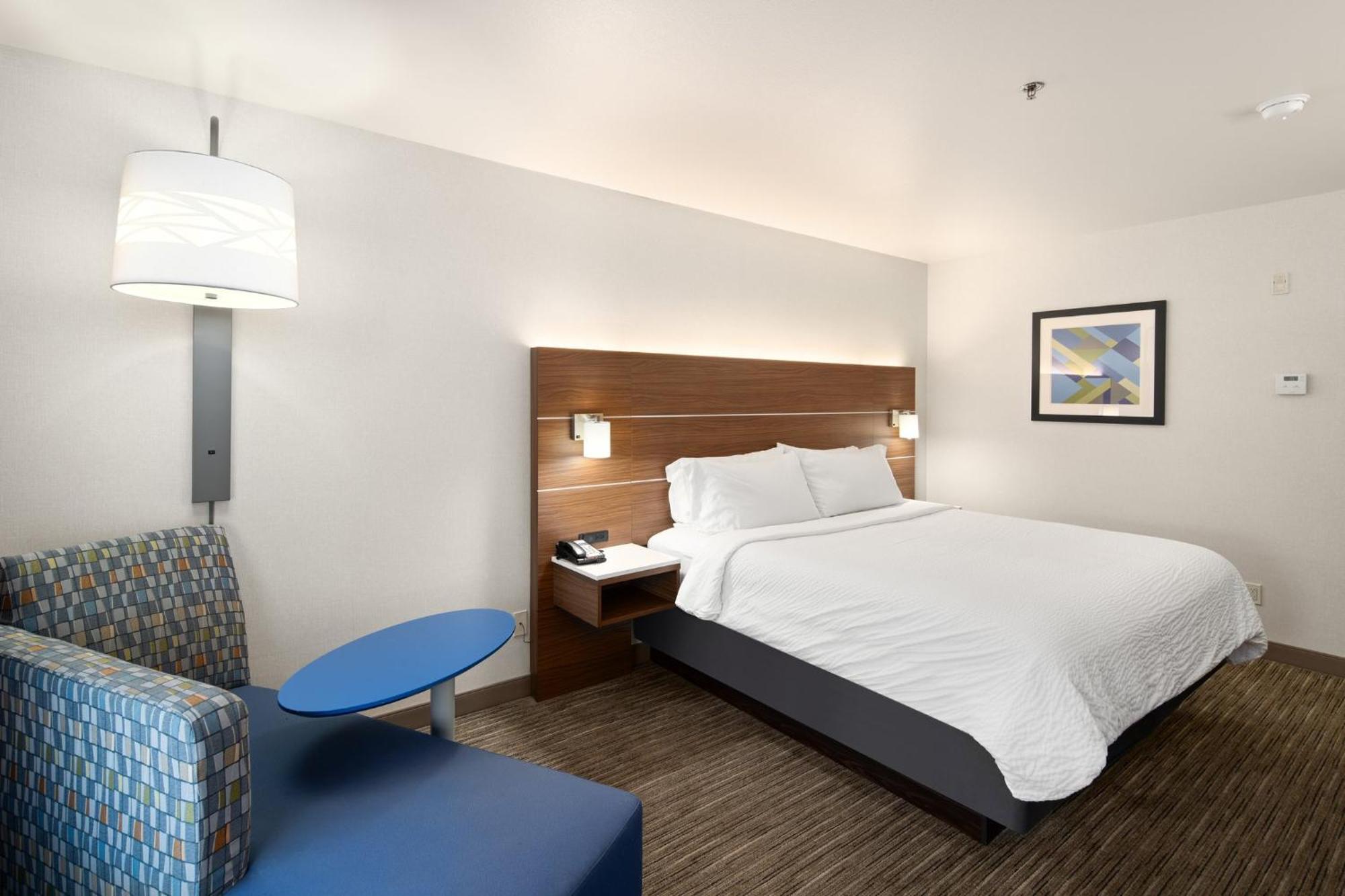 Holiday Inn Express Hotel & Suites Coeur D'Alene I-90 Exit 11 By Ihg Exterior photo