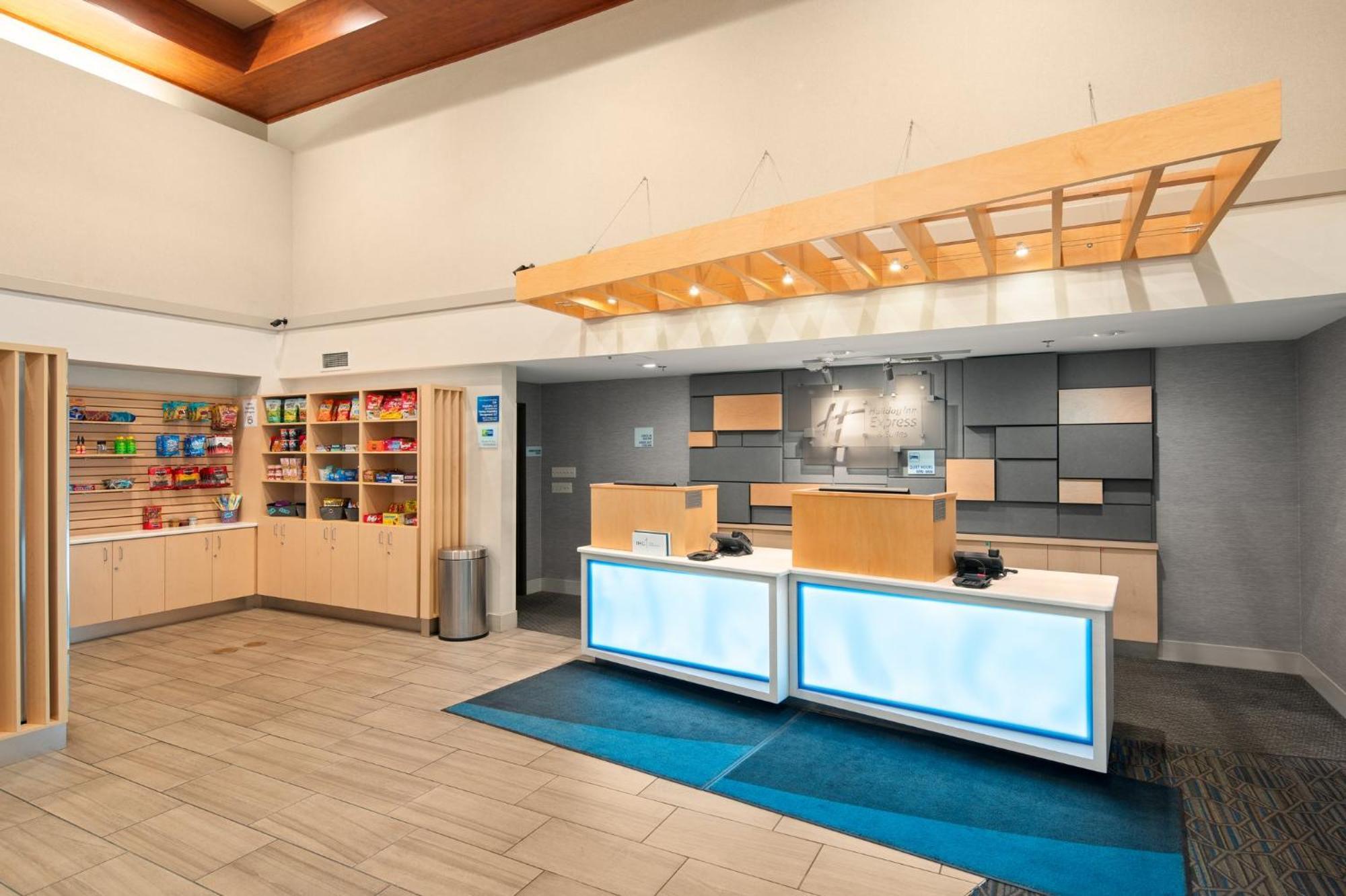 Holiday Inn Express Hotel & Suites Coeur D'Alene I-90 Exit 11 By Ihg Exterior photo